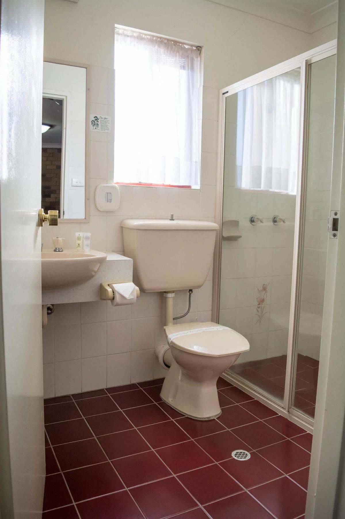 Narrandera Club Motor Inn Dış mekan fotoğraf