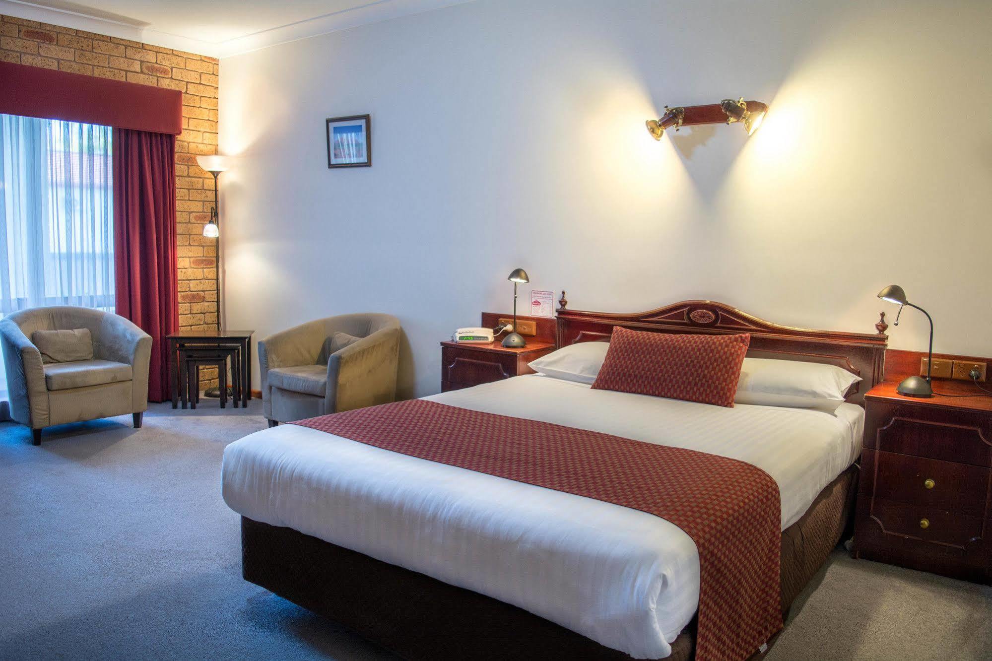 Narrandera Club Motor Inn Dış mekan fotoğraf