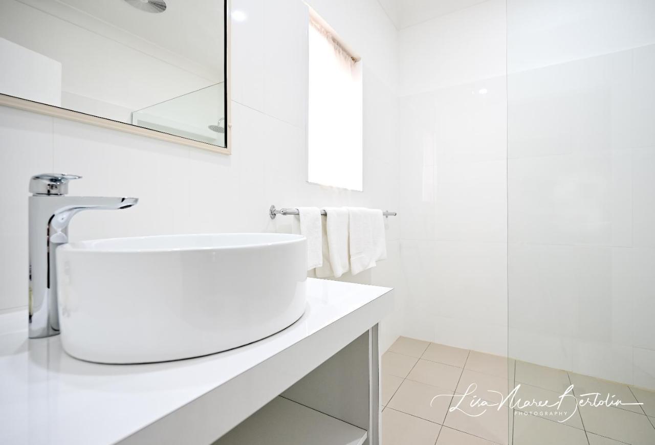 Narrandera Club Motor Inn Dış mekan fotoğraf