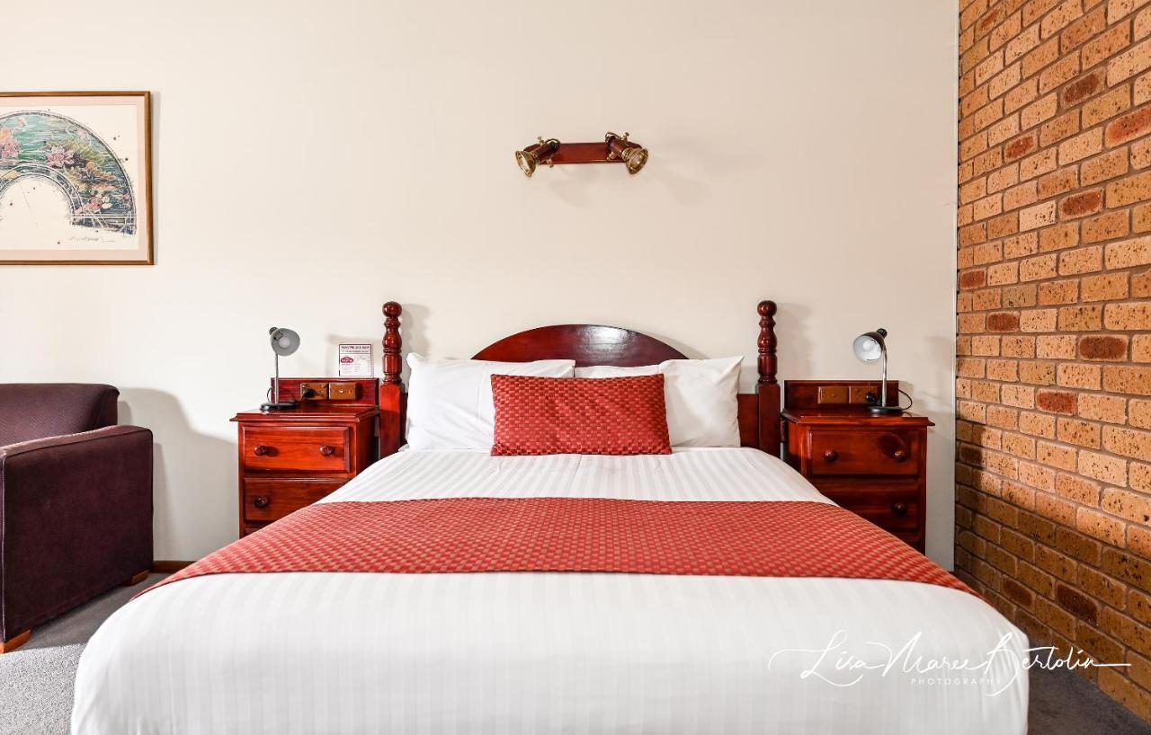 Narrandera Club Motor Inn Dış mekan fotoğraf